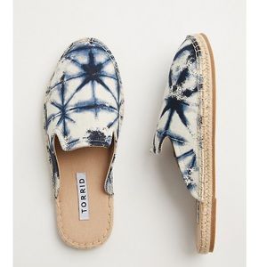 LAST PAIR - NEW Torrid tie dye wide width espadrille mule/shoe